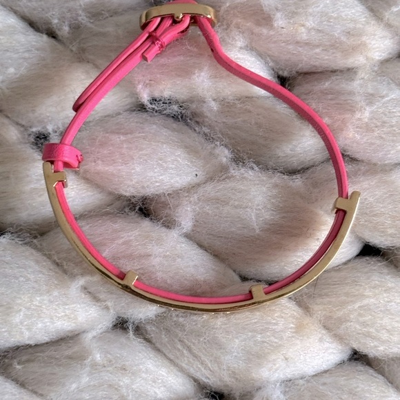 Stella & Dot “Strength” bracelet, Hot Pink Strap, Gold Tone Elephant Bar - Picture 2 of 7